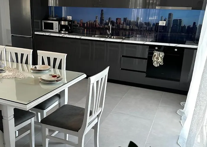 Modern Getaway Meets Nature Ishull-Shëngjini